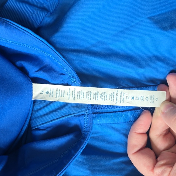 Lululemon "Run Bandit" Women's Size 12 Hooded Running Jacket - Picture 3 of 7